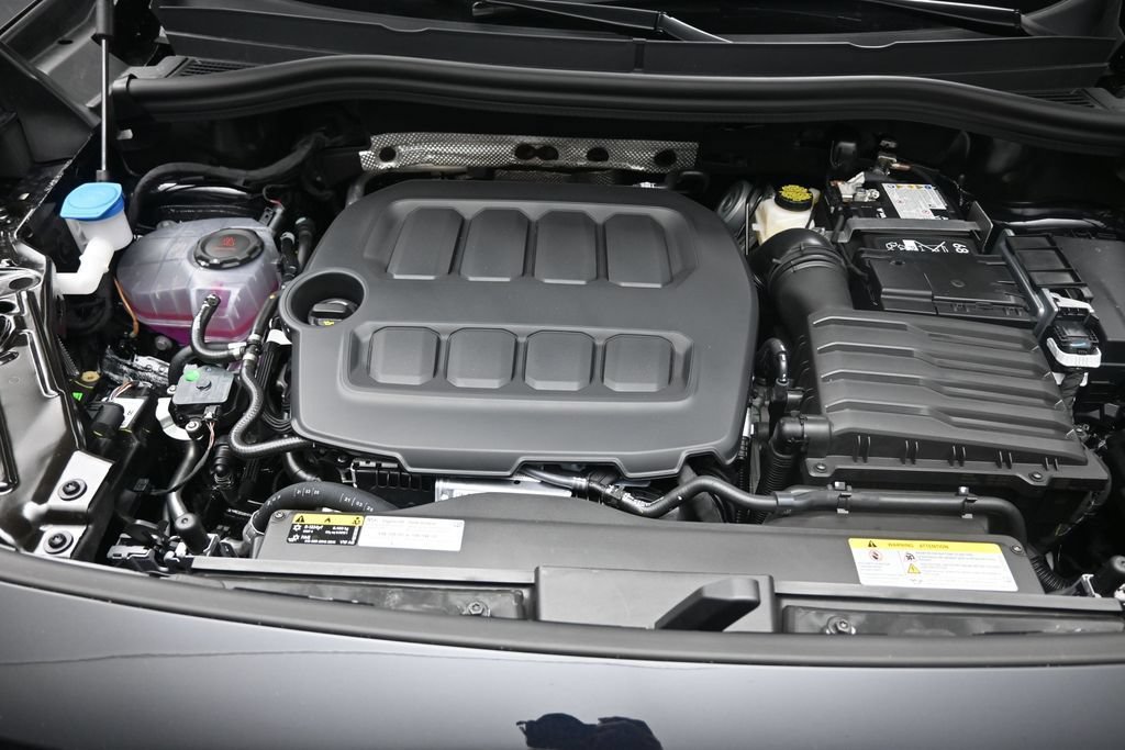 New 2026 Volkswagen Tiguan SEL R-Line AWD/4WD image 32