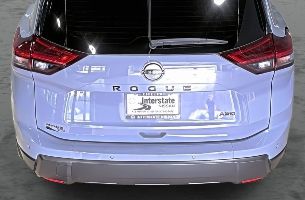New 2026 Nissan Rogue SV AWD/4WD image 11