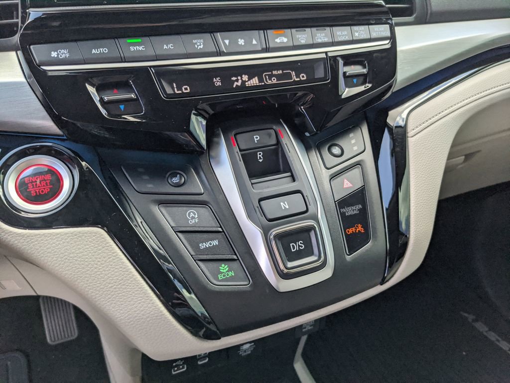 Used 2025 Honda Odyssey Touring image 24