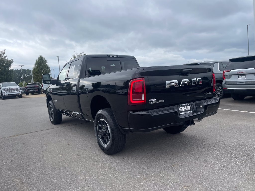 Used 2025 RAM 3500 Laramie AWD/4WD image 7