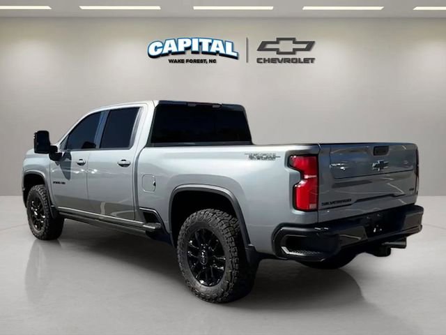Used 2025 Chevrolet Silverado 2500 LTZ w/ LTZ Plus Package image 3
