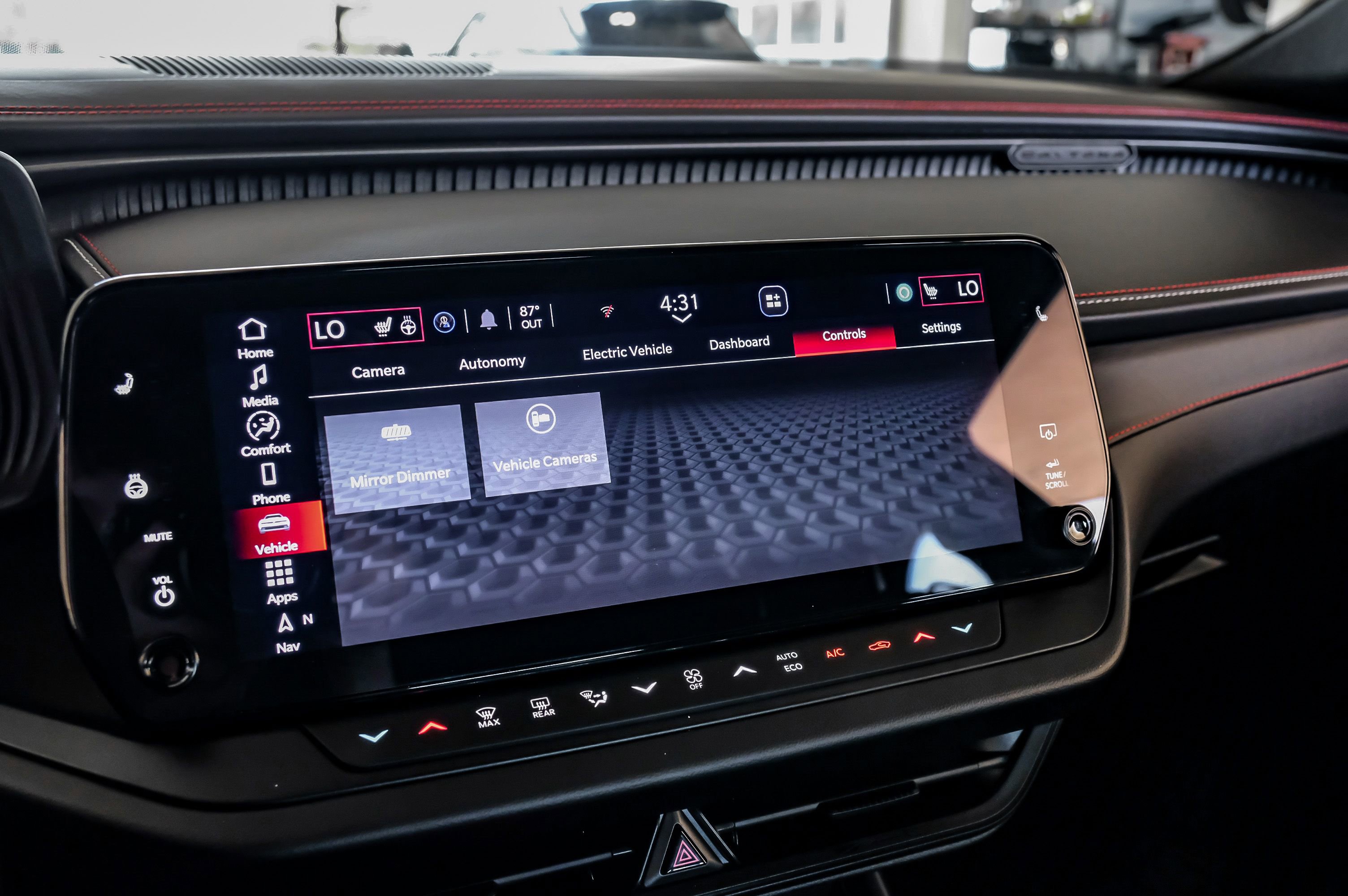 Used 2025 Dodge Charger R/T w/ Quick Order Package 25M R/T AWD/4WD image 26