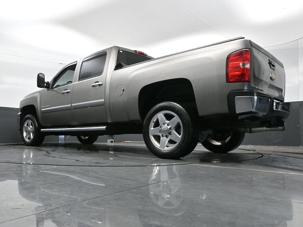 Used 2013 Chevrolet Silverado 2500 LT w/ Custom Sport Truck Package RWD image 42