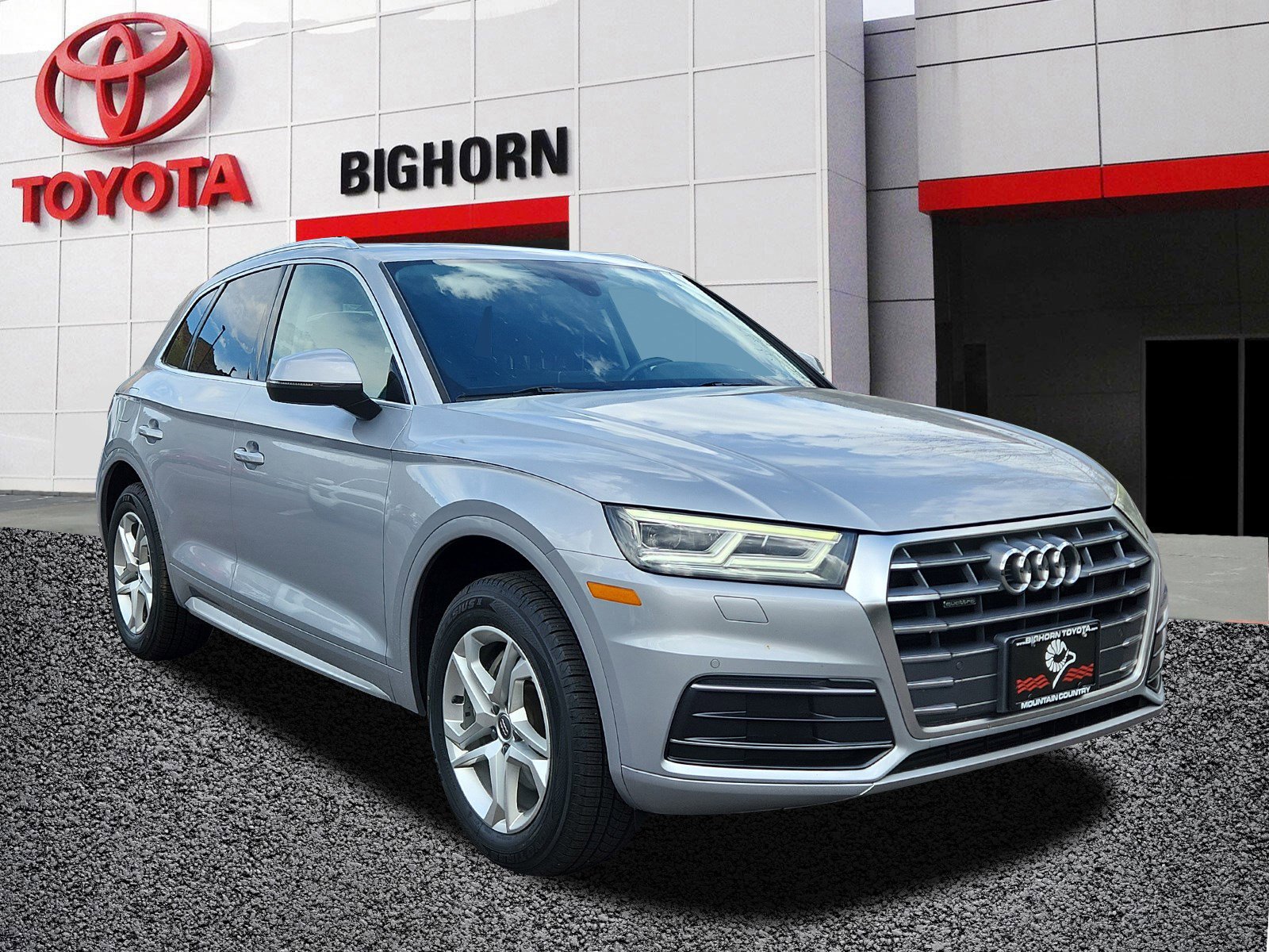 Used 2018 Audi Q5 2.0T Premium Plus w/ Premium Plus Package image 1