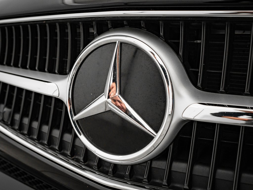 Certified 2025 Mercedes-Benz C 300 4MATIC Sedan image 3
