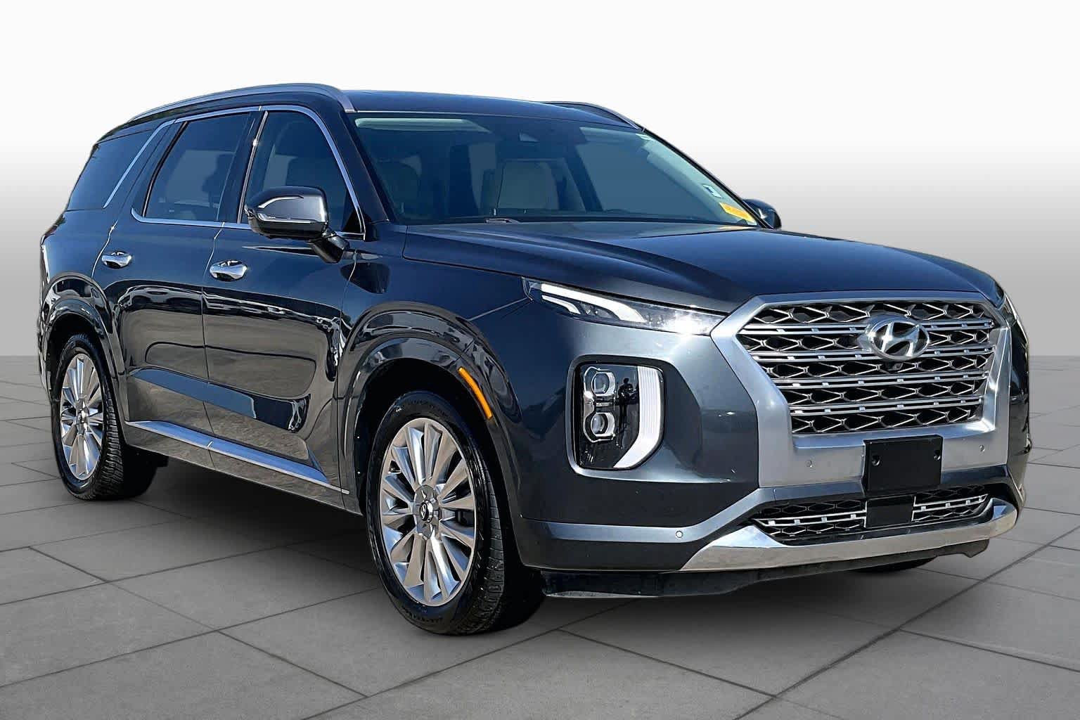 Used 2020 Hyundai Palisade Limited FWD image 3