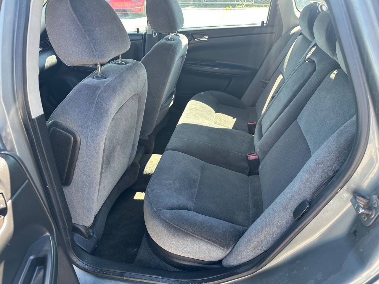 Used 2009 Chevrolet Impala LT FWD image 9