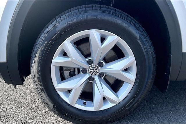 Used 2019 Volkswagen Atlas SEL AWD/4WD image 8