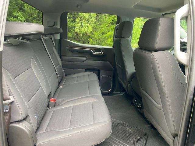 Used 2023 Chevrolet Silverado 1500 LT AWD/4WD image 32