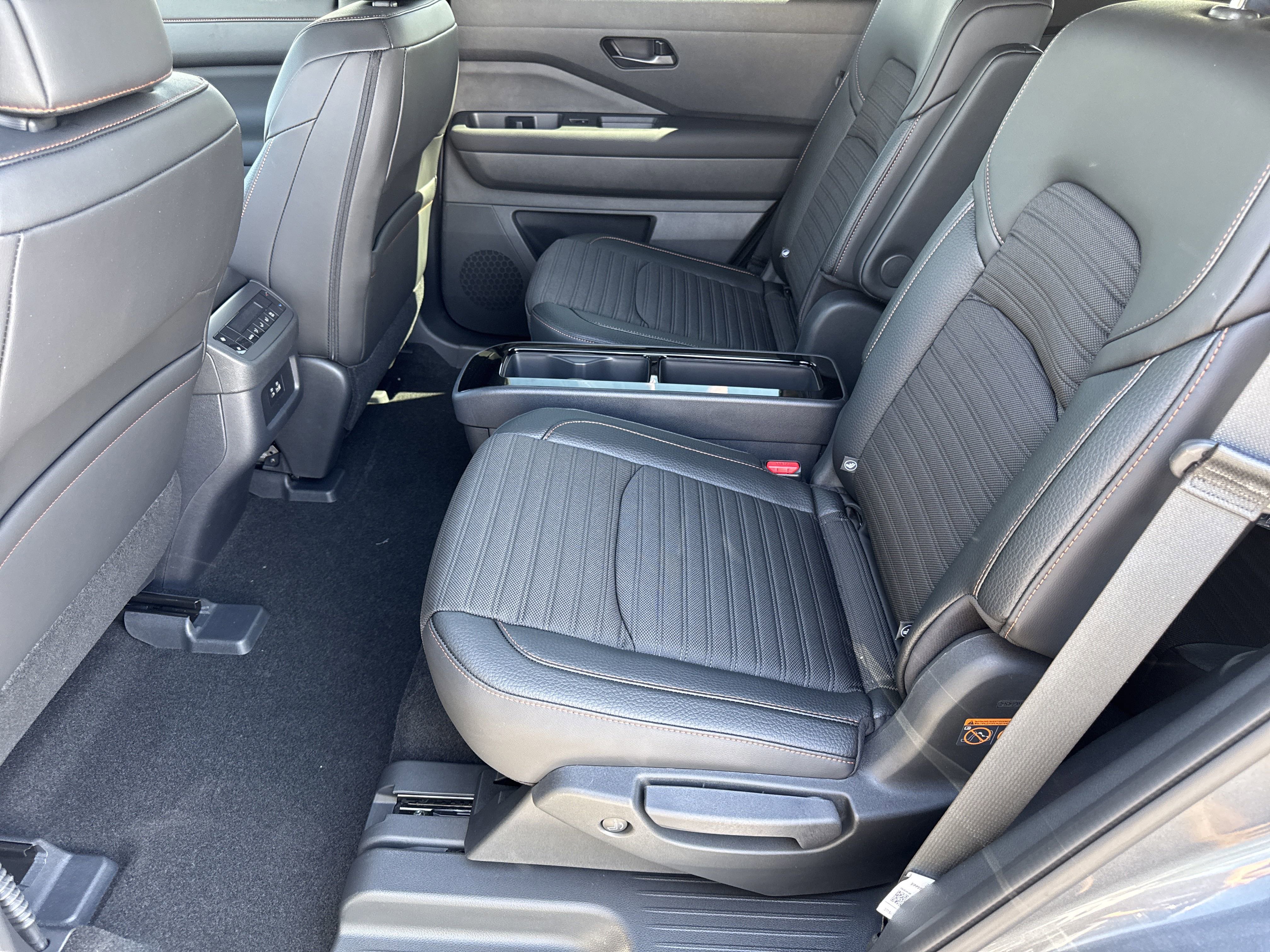 New 2025 Nissan Pathfinder Rock Creek image 13