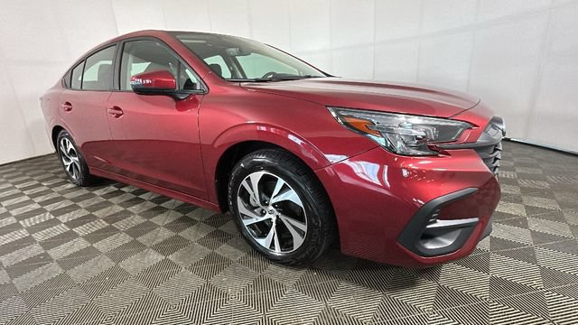 Used 2025 Subaru Legacy Premium AWD/4WD image 2
