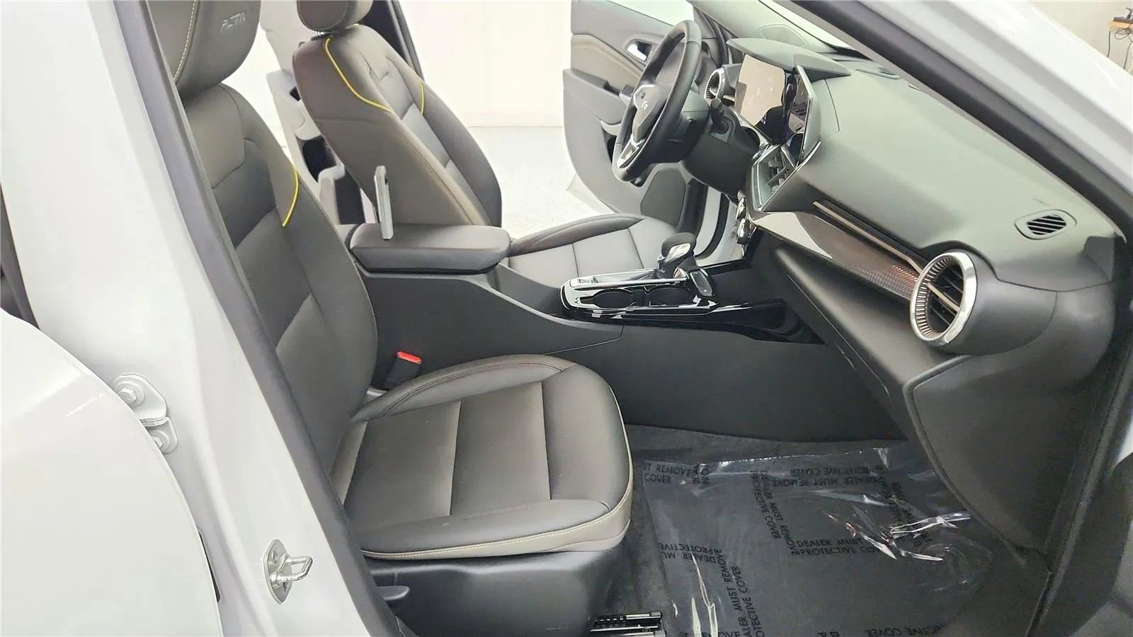 Used 2025 Chevrolet Trax ACTIV w/ Driver Confidence Package image 35