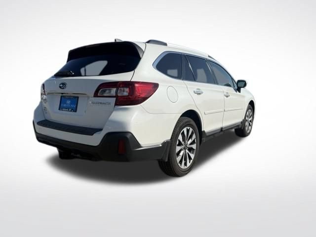 Used 2019 Subaru Outback 2.5i Touring AWD/4WD image 5