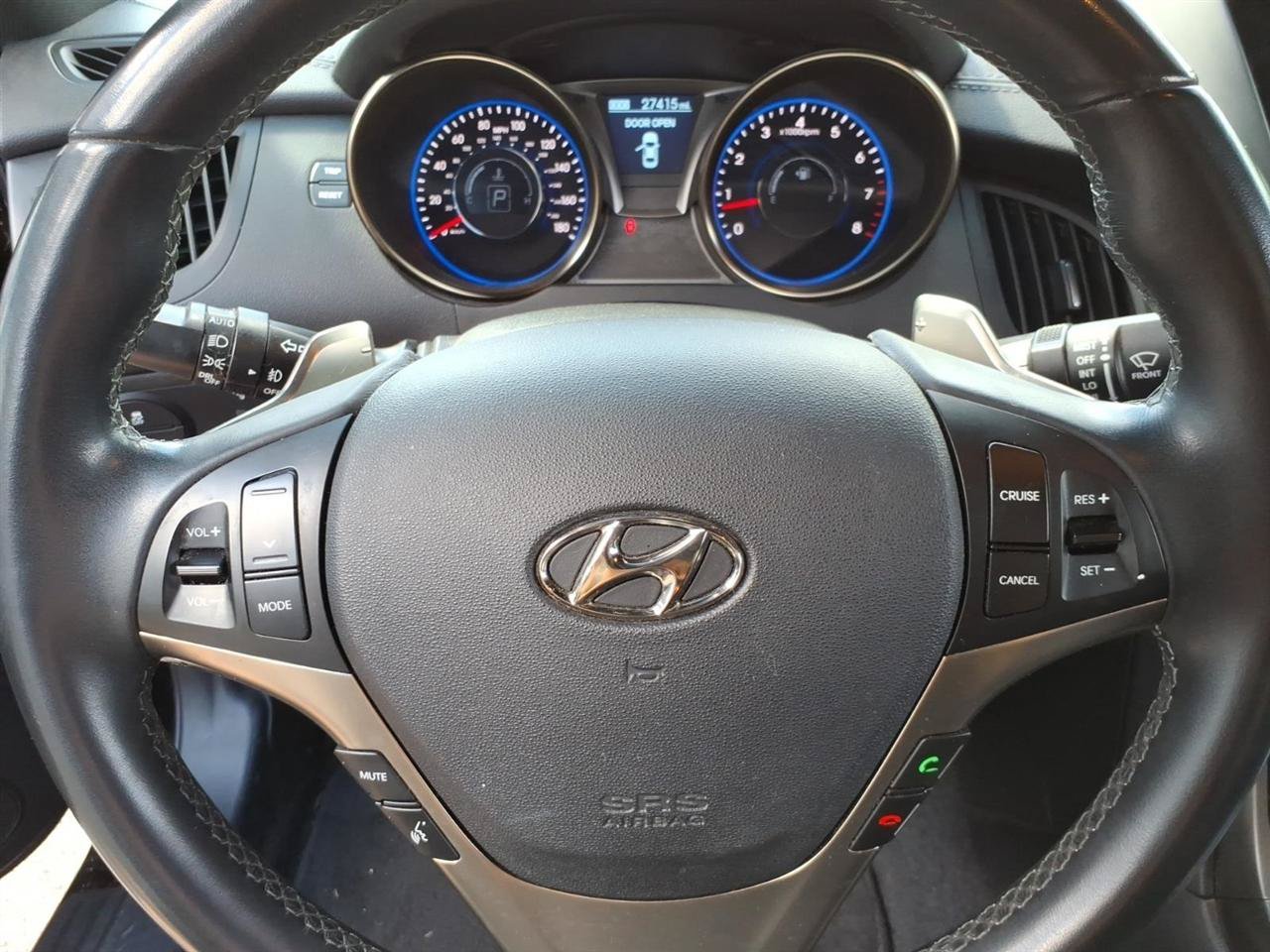 Used 2016 Hyundai Genesis 3.8 RWD image 14