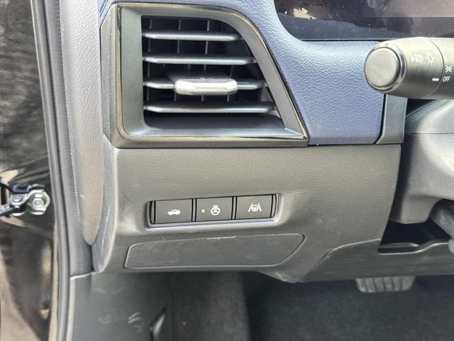 New 2026 Nissan Sentra SL w/ Floor Mat Package FWD image 26