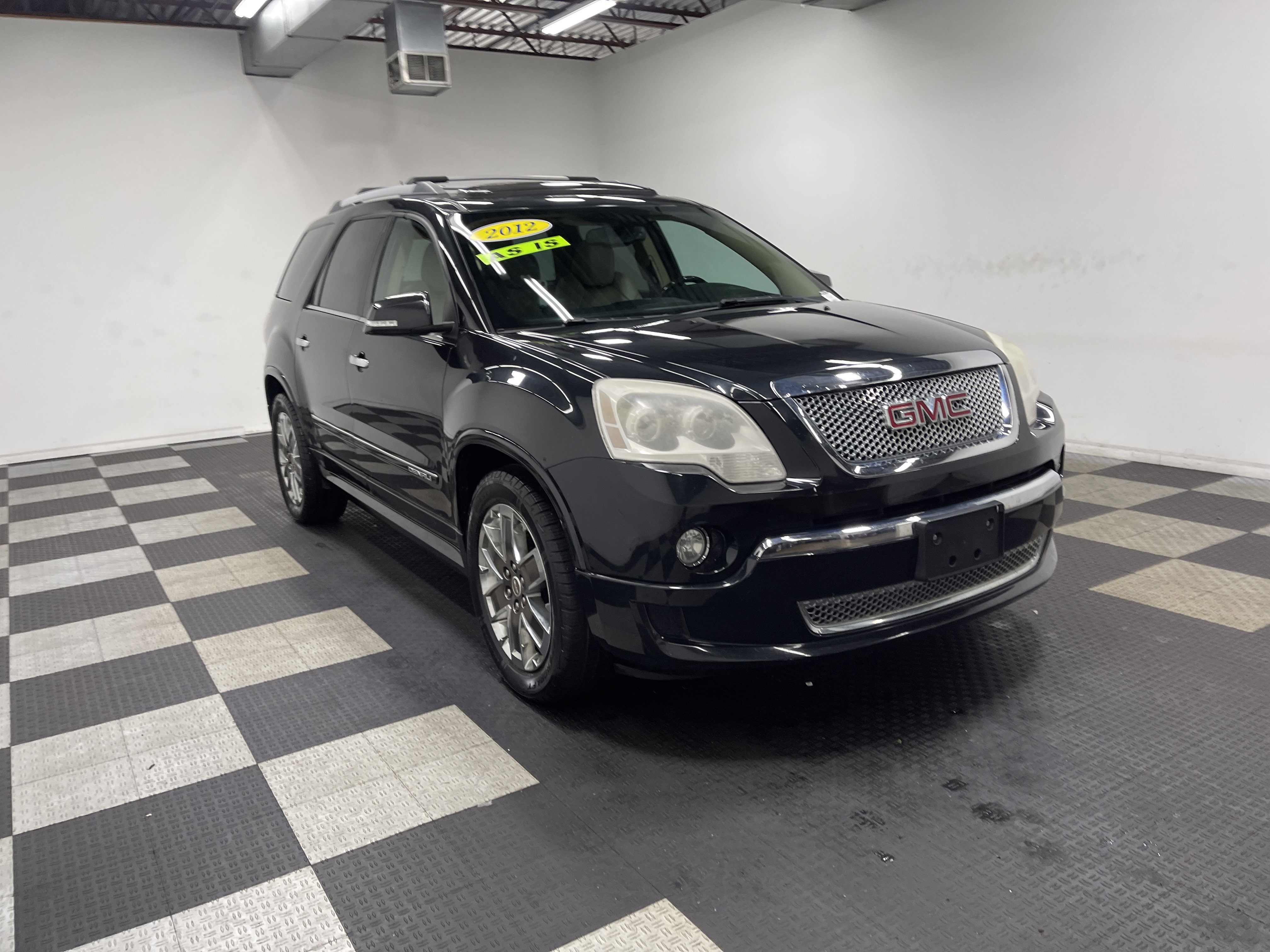 Used 2012 GMC Acadia Denali image 6