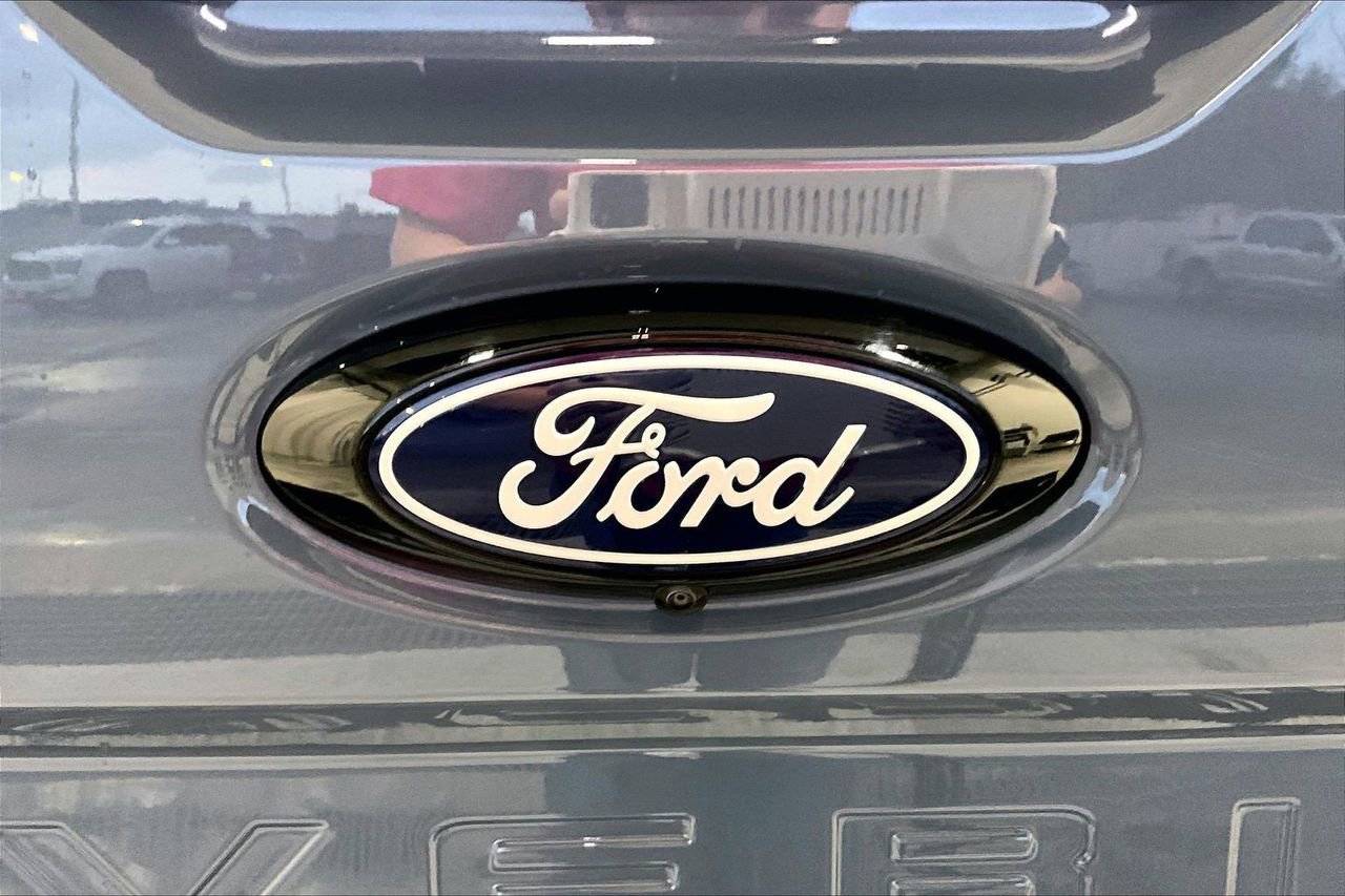 Used 2025 Ford Maverick XLT w/ Equipment Group 302A image 31