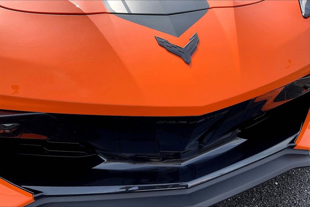 Used 2023 Chevrolet Corvette Stingray Premium Conv w/ Z51 Performance Package RWD image 23