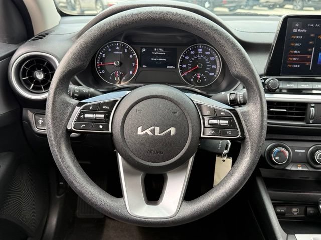 Used 2024 Kia Forte LXS w/ LXS Technology Package FWD image 14