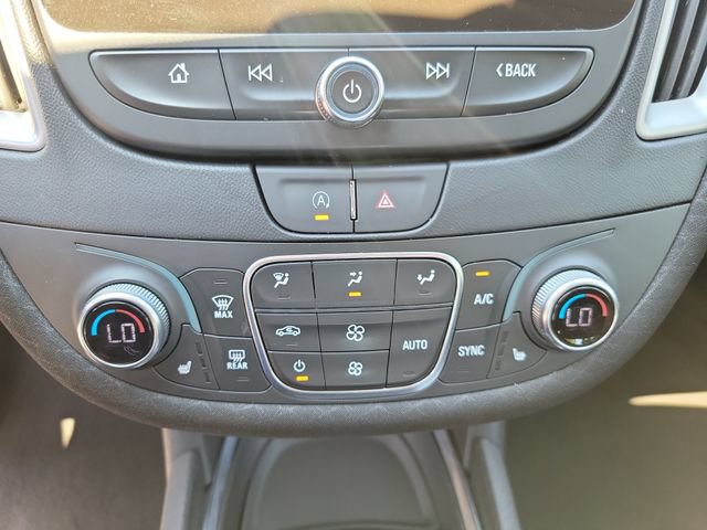 Certified 2025 Chevrolet Malibu LT FWD image 35