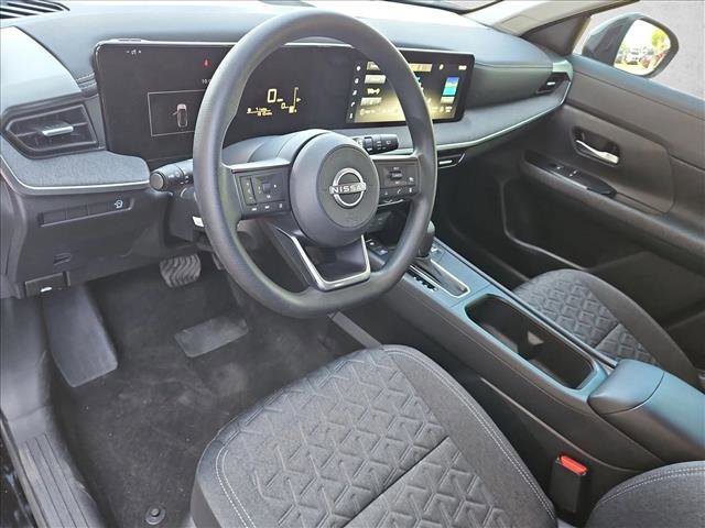 Certified 2025 Nissan Kicks SV FWD image 11