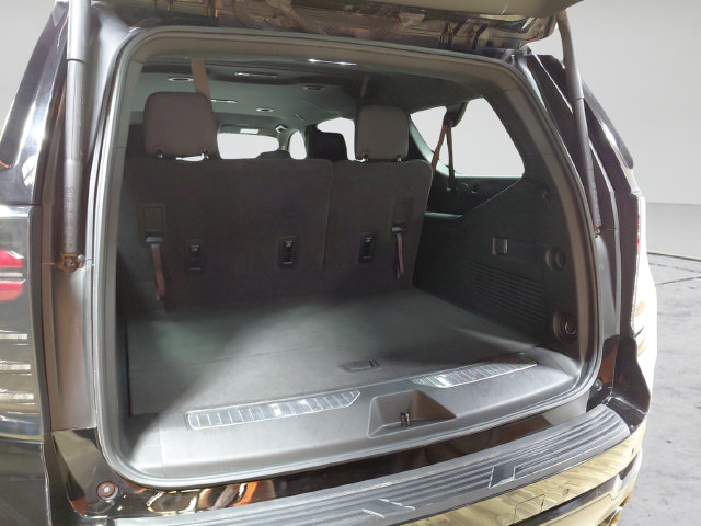 Certified 2025 Chevrolet Suburban Z71 AWD/4WD image 17