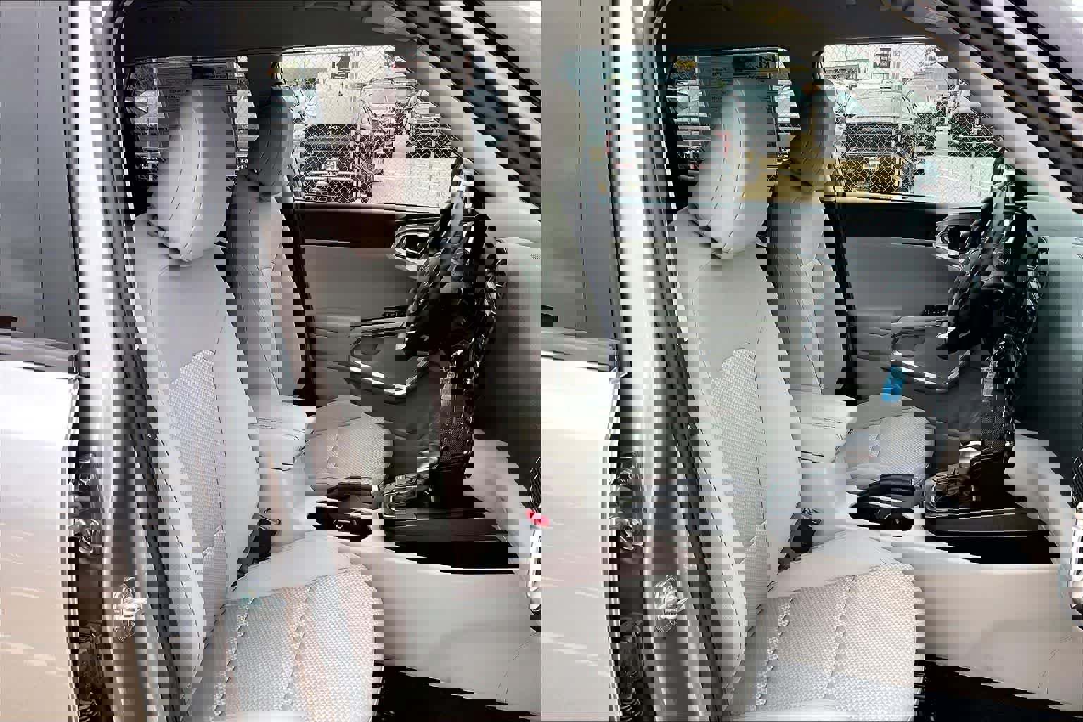 Certified 2023 Kia Soul LX w/ LX Technology Package image 12