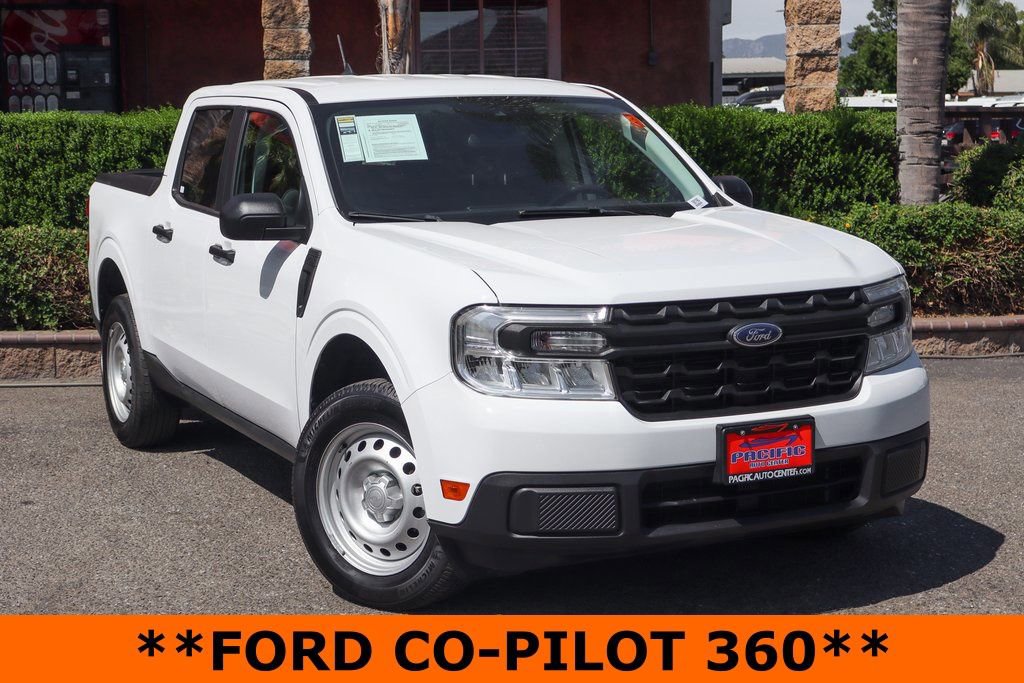 Used 2023 Ford Maverick XL image 2