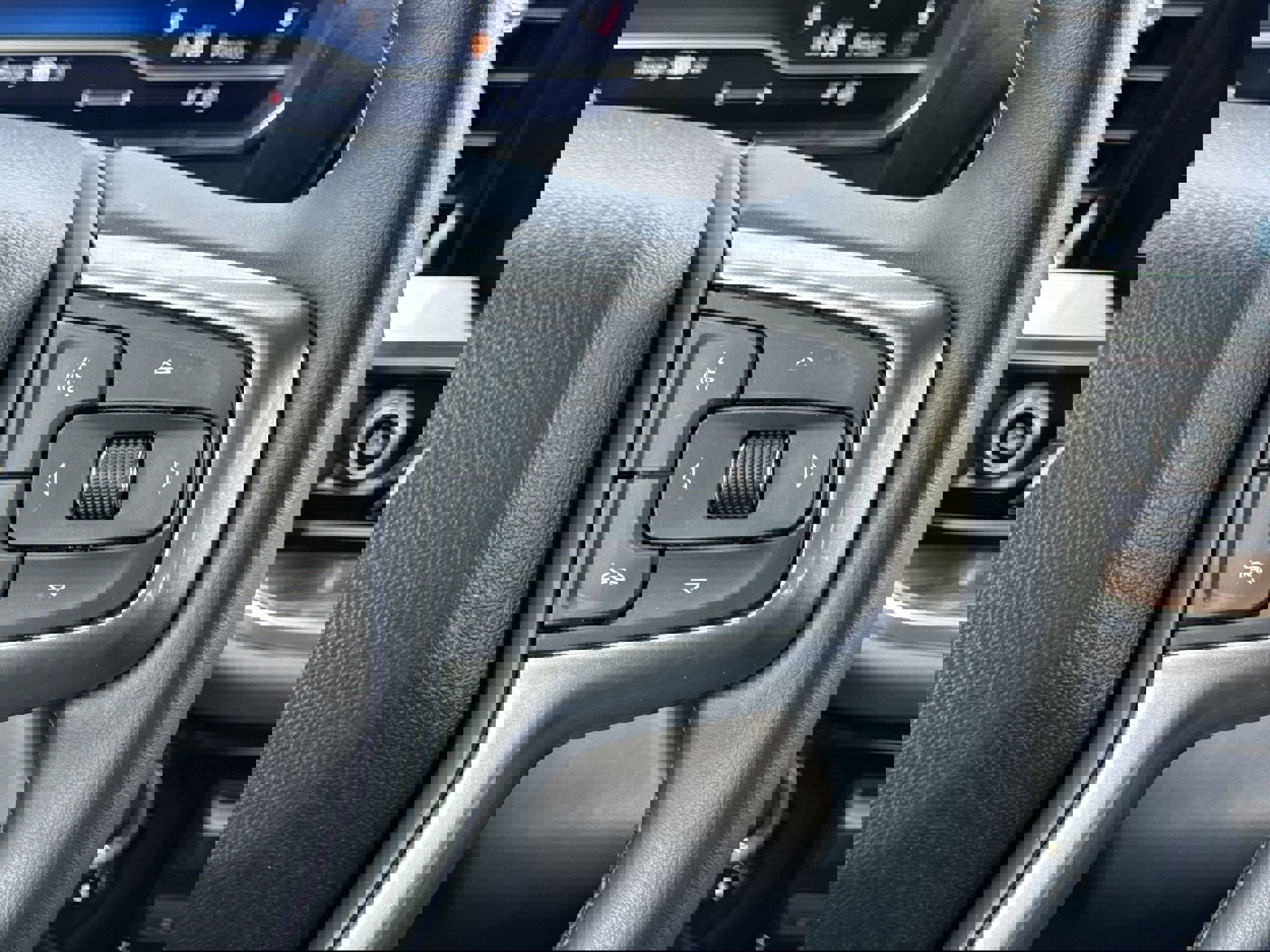 New 2023 Chevrolet Silverado 1500 LT w/ Max Trailering Package image 32