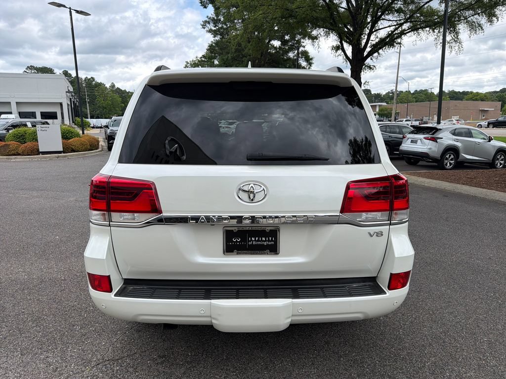 Used 2018 Toyota Land Cruiser AWD/4WD image 11