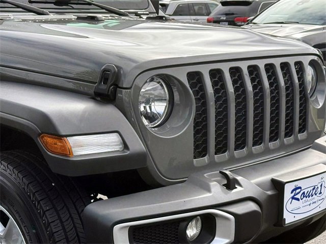 Used 2023 Jeep Gladiator Sport image 9