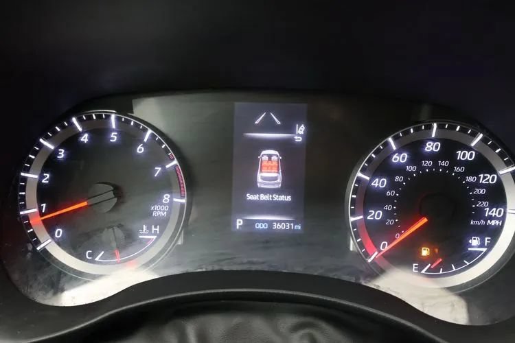 Used 2022 Toyota Highlander L AWD/4WD image 26