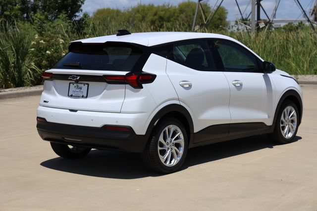 New 2027 Chevrolet Bolt LT FWD image 8