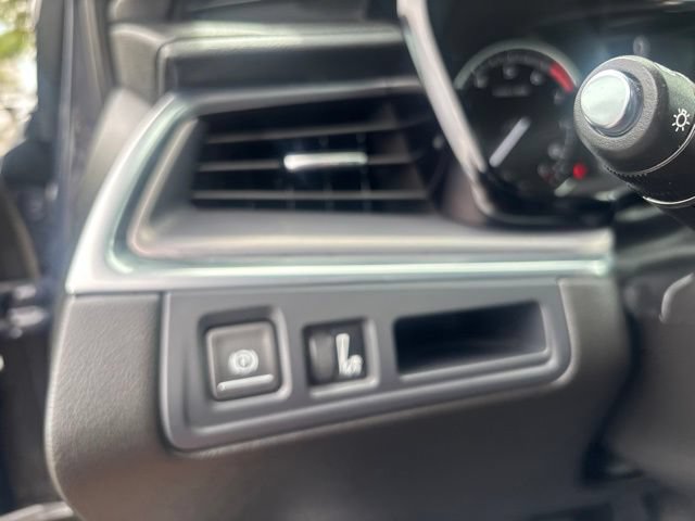 Used 2024 Cadillac XT5 Luxury AWD/4WD image 16