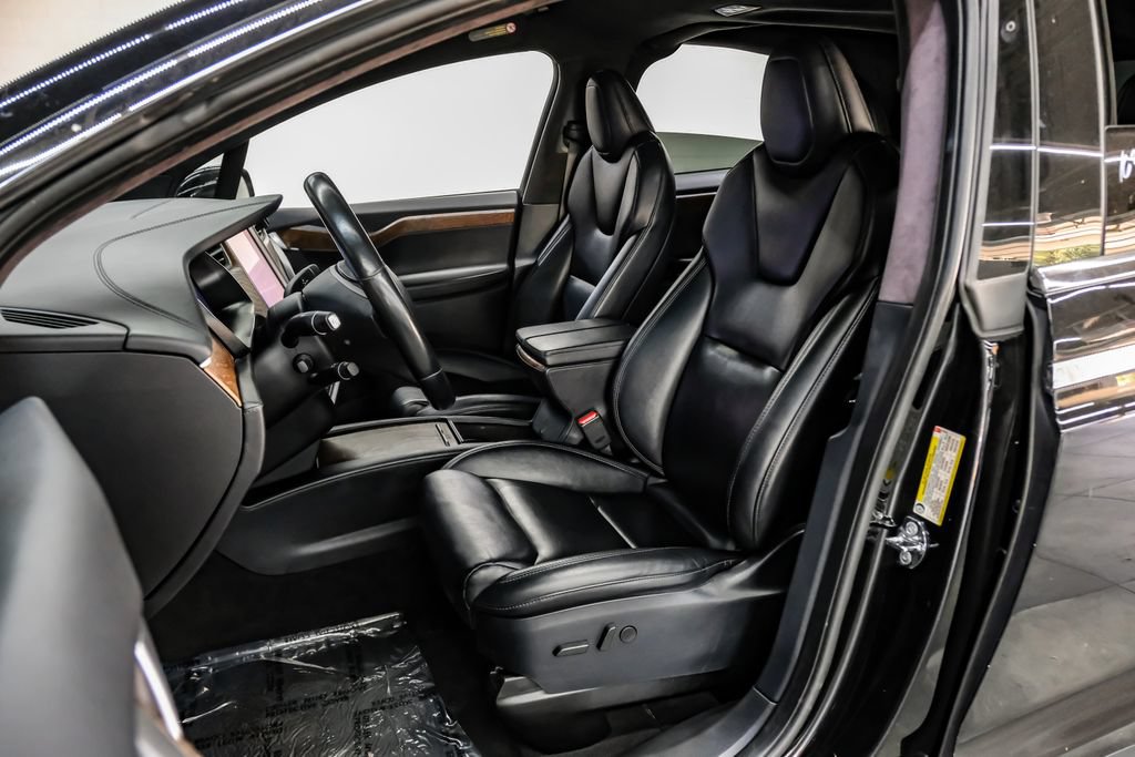 Used 2020 Tesla Model X Long Range AWD/4WD image 39