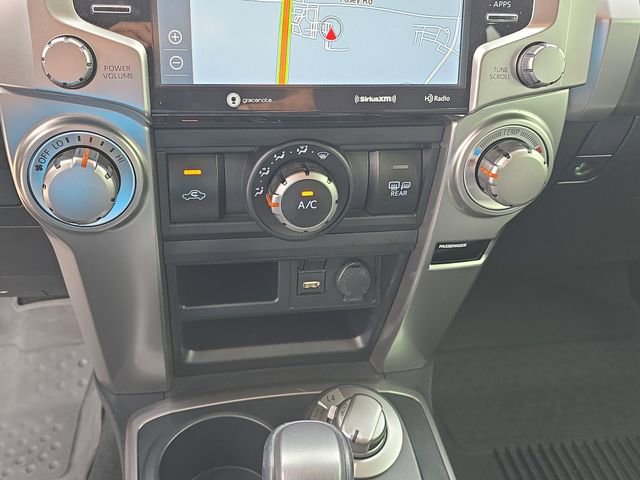 Used 2022 Toyota 4Runner SR5 Premium w/ Moonroof Package AWD/4WD image 24