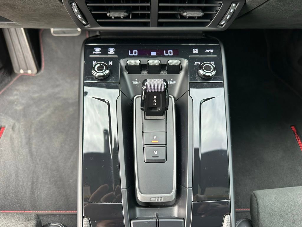 Used 2025 Porsche 911 Carrera GTS image 26