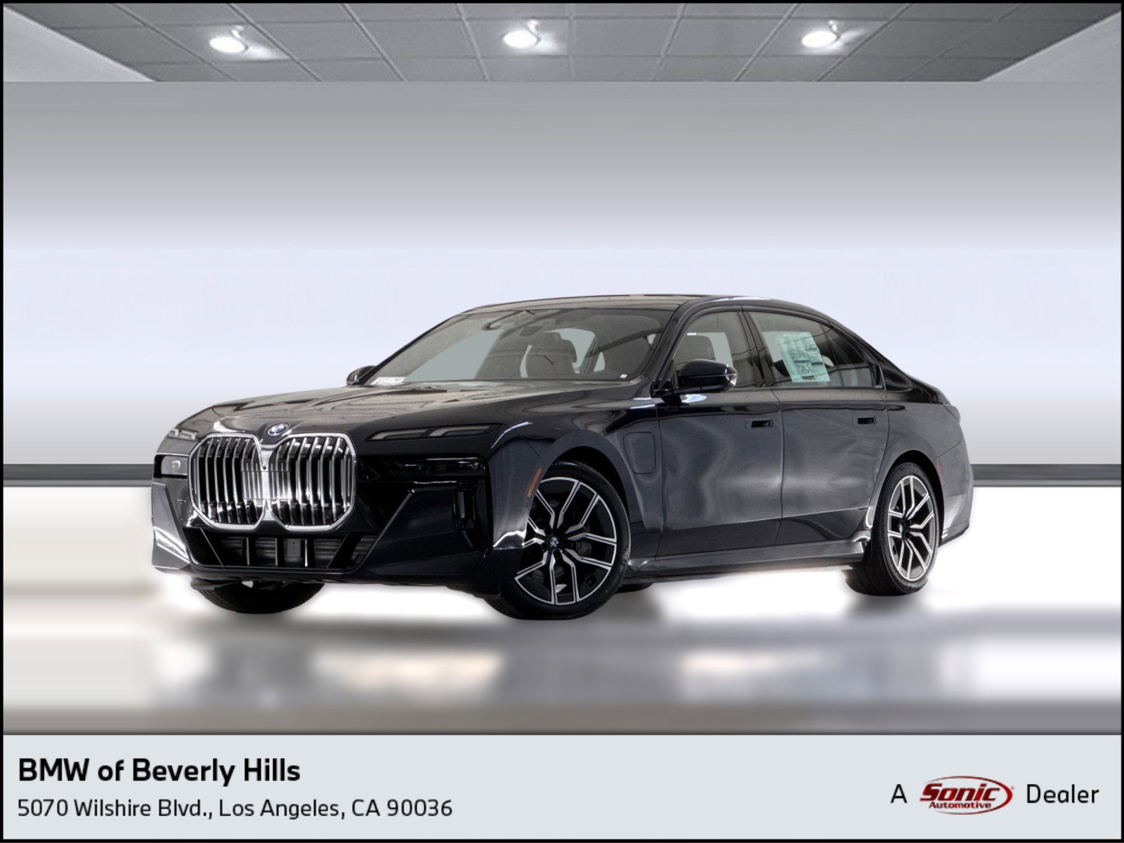 New 2026 BMW 750e xDrive
