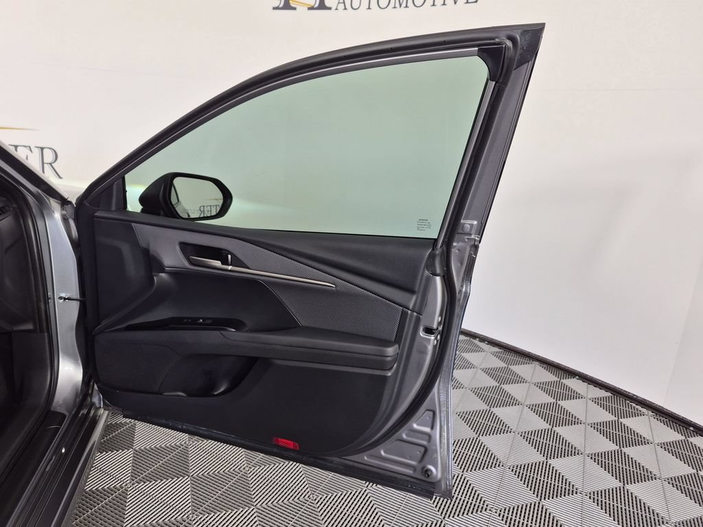 Used 2026 Toyota Camry SE w/ Multimedia Upgrade Package FWD image 36