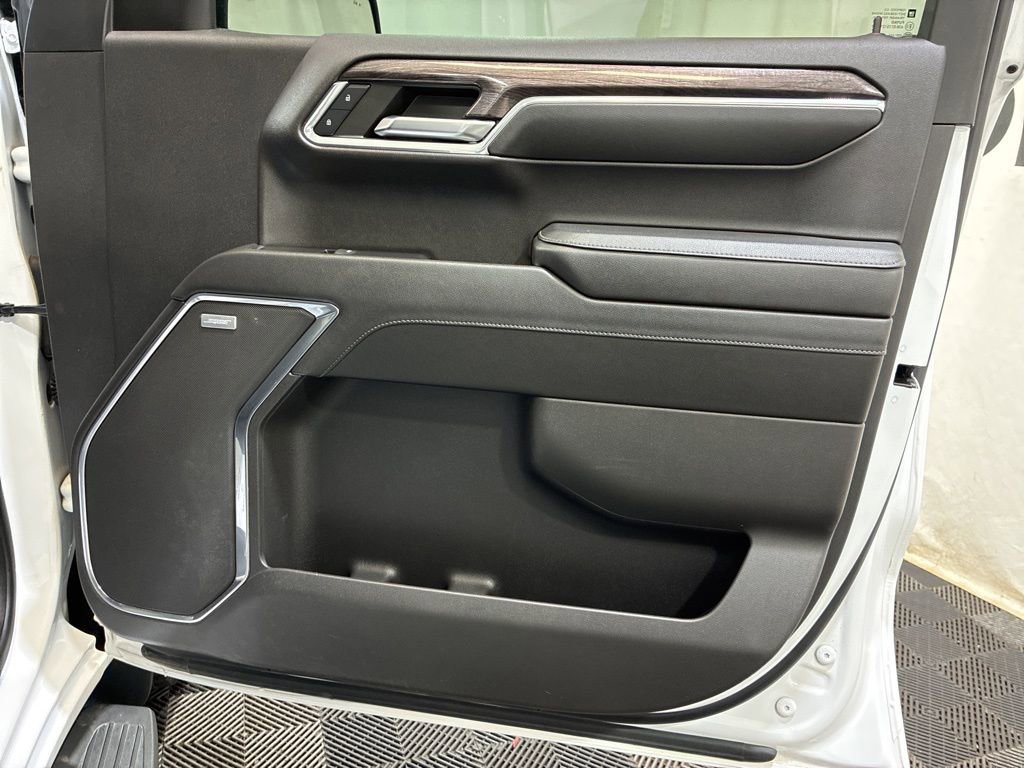 Used 2023 Chevrolet Silverado 1500 LTZ w/ LTZ Convenience Package II image 11