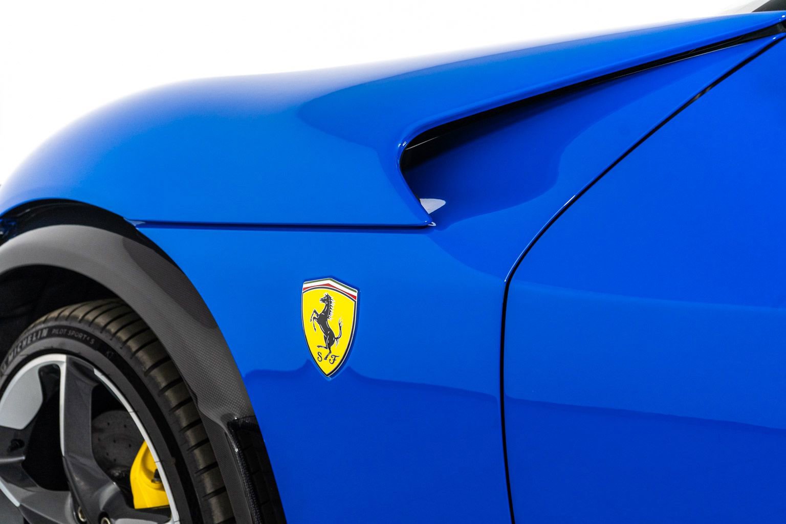 Certified 2025 Ferrari Purosangue image 10