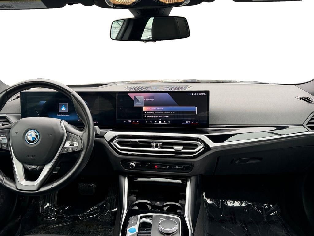 Used 2024 BMW i4 xDrive40i image 11