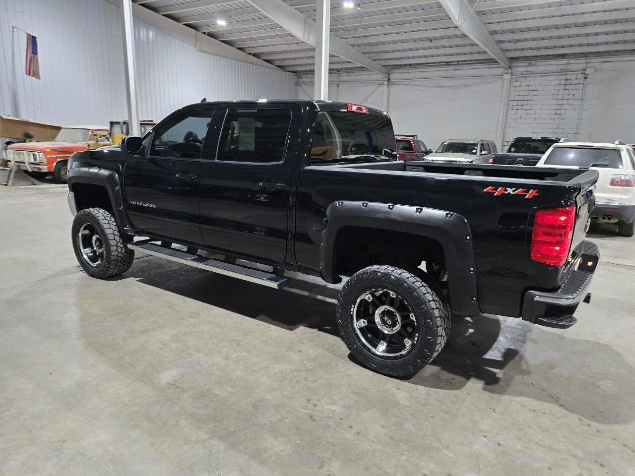 Used 2018 Chevrolet Silverado 1500 LT w/ All Star Edition image 8