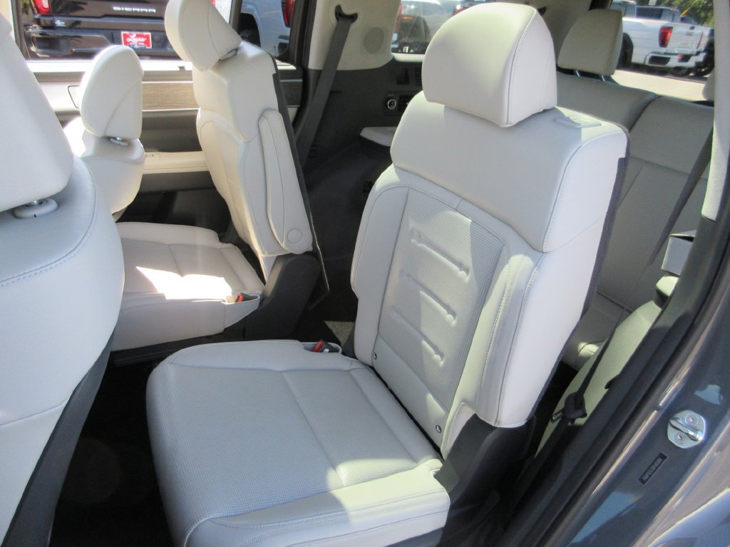Used 2024 Hyundai Santa Fe Calligraphy AWD/4WD image 23