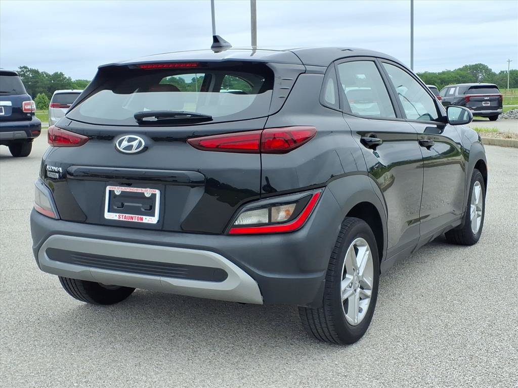 Used 2022 Hyundai Kona SE FWD video 2