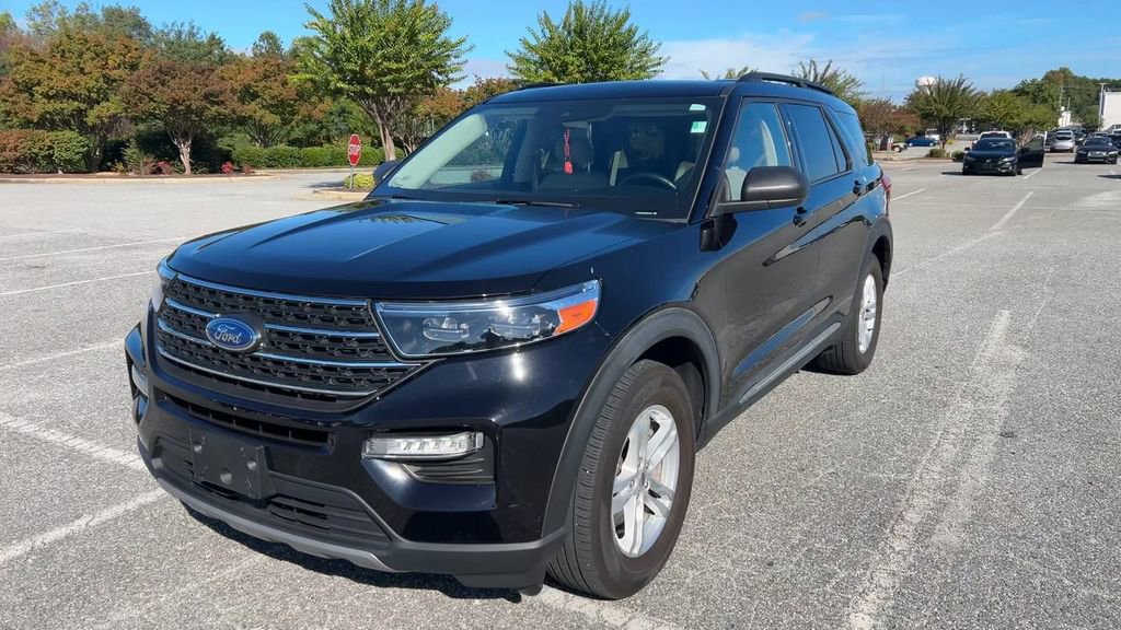 Used 2022 Ford Explorer XLT w/ Equipment Group 202A image 26