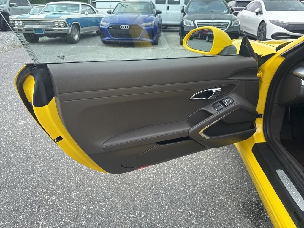 Used 2018 Porsche 911 Carrera image 23