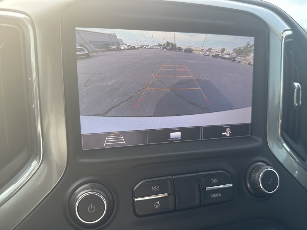 Used 2020 Chevrolet Silverado 1500 LTZ AWD/4WD image 23