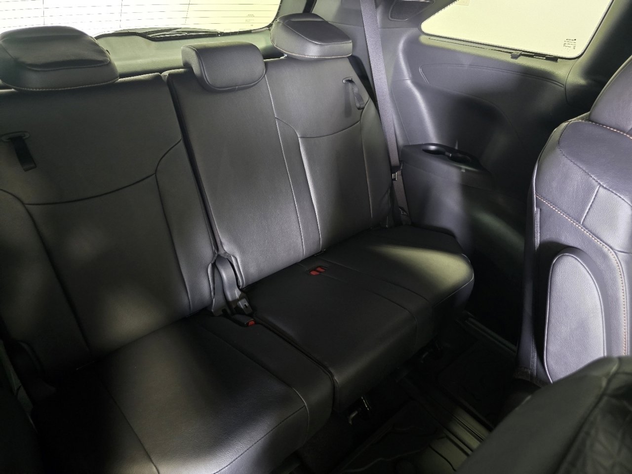 New 2026 Toyota Sienna XLE Woodland Edition image 24