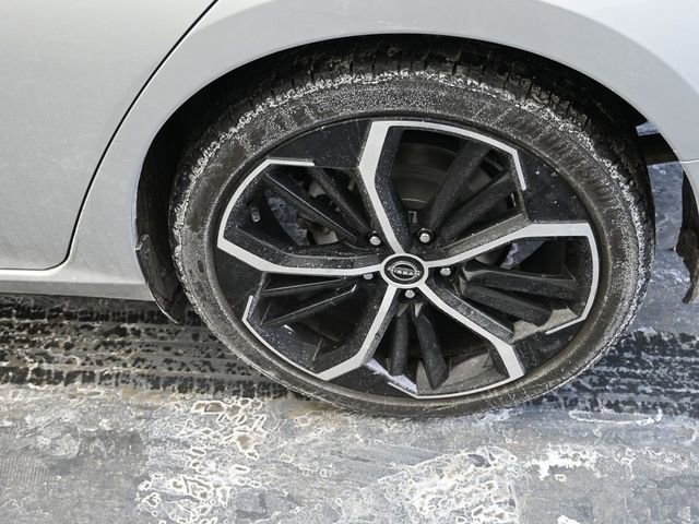 Used 2024 Nissan Altima 2.5 SR image 13